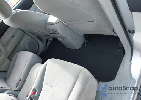 2013 Toyota Highlander Base V6 из США, поврежденный, VIN 5TDBK3EH2DS204403